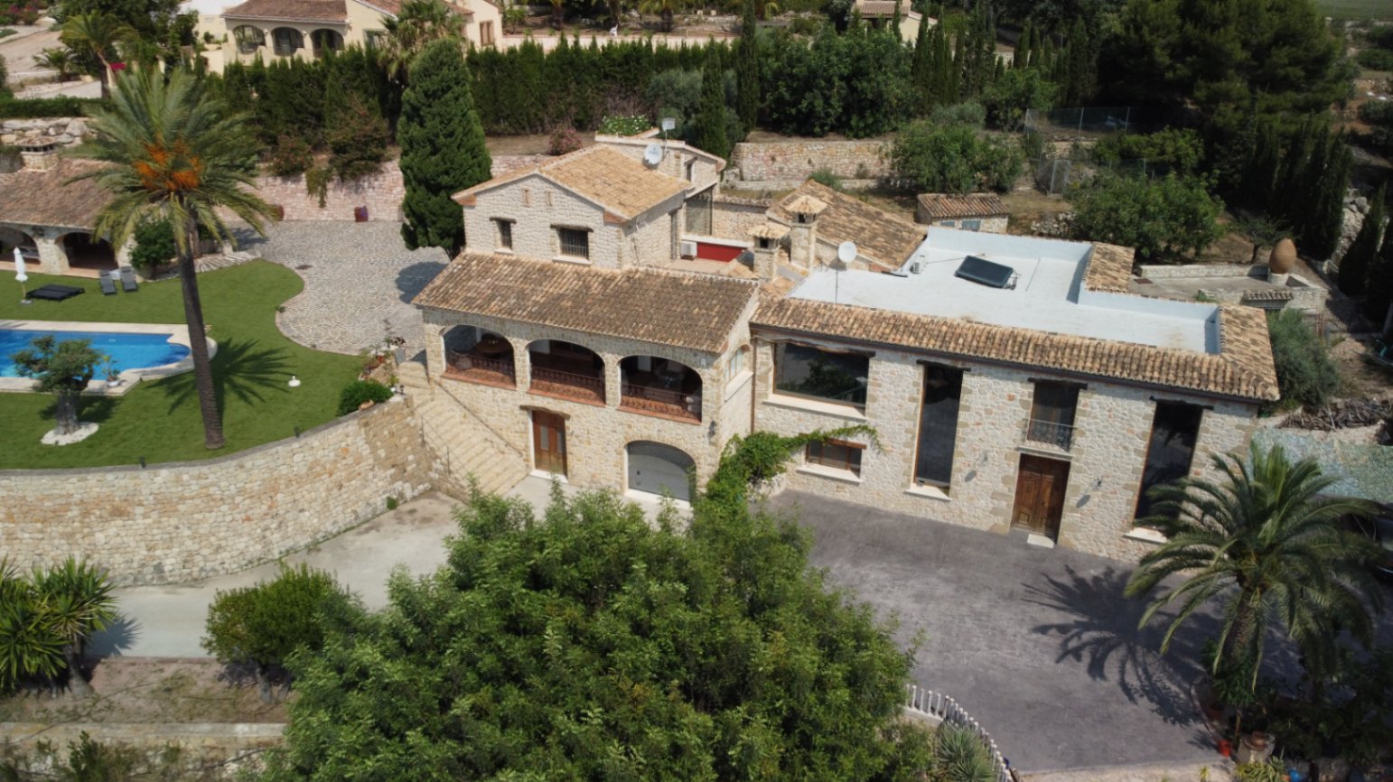 Se vende villa rustica de lujo en Benissa