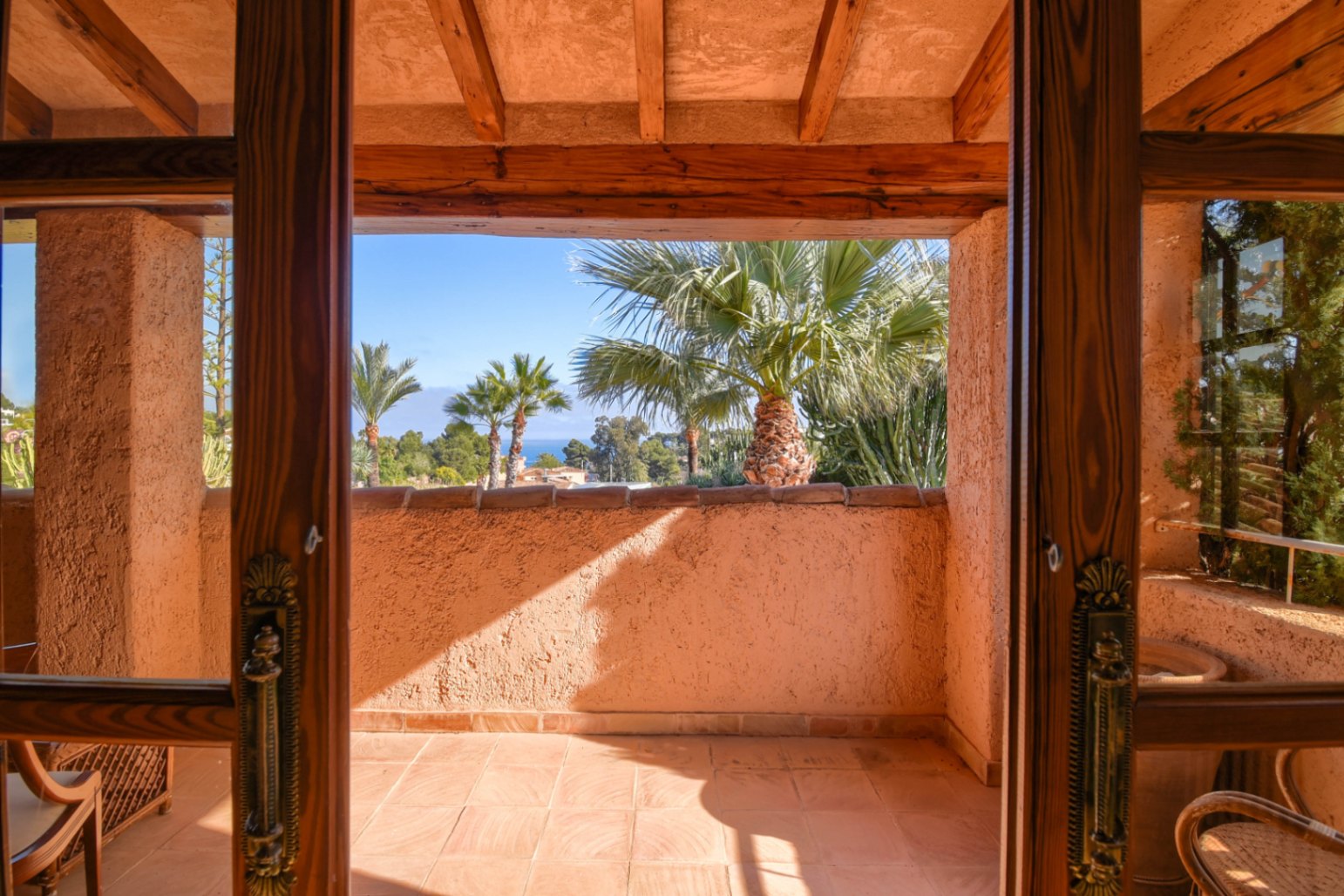 Se vende chalet en La Fustera a 450 m del mar