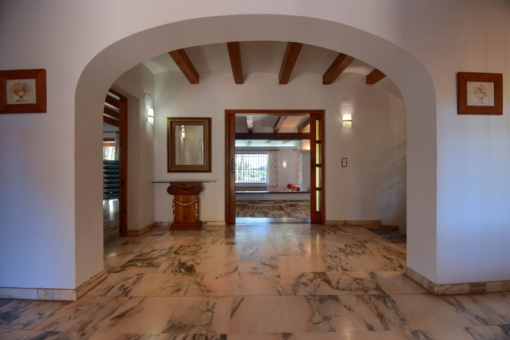 Se vende chalet en La Fustera a 450 m del mar
