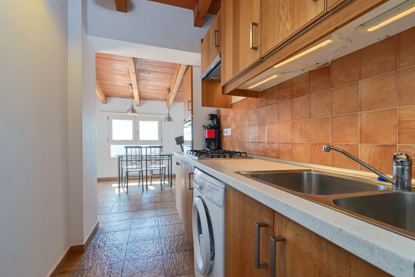 Vendo villa con vistas al mar