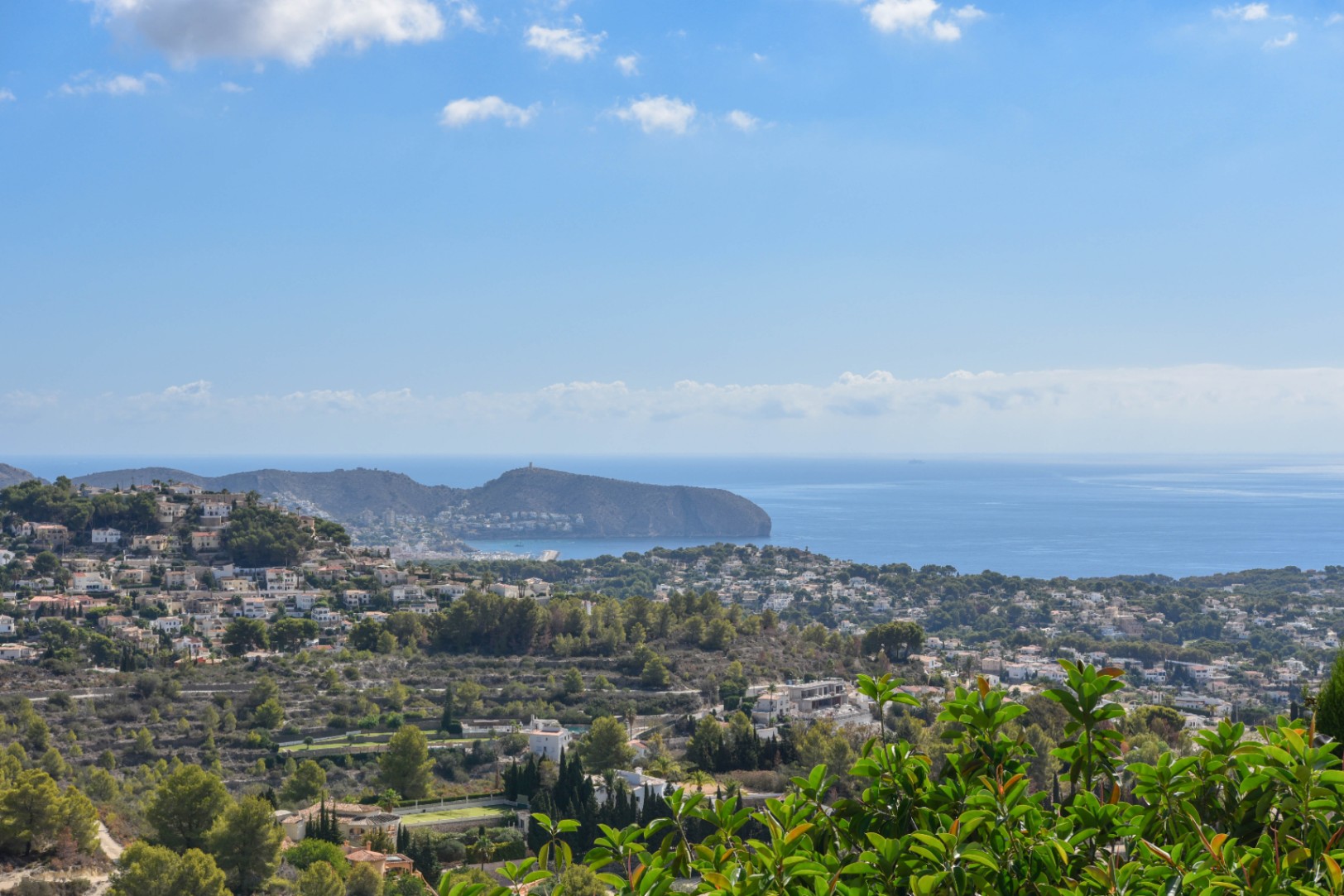 Vendo villa con vistas al mar